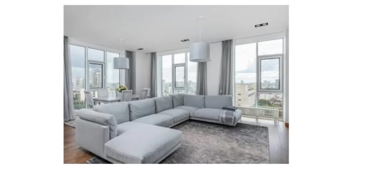Professional Curtain Steam Cleaning Services in Singapore – Restore and Refresh Your Drapes Today